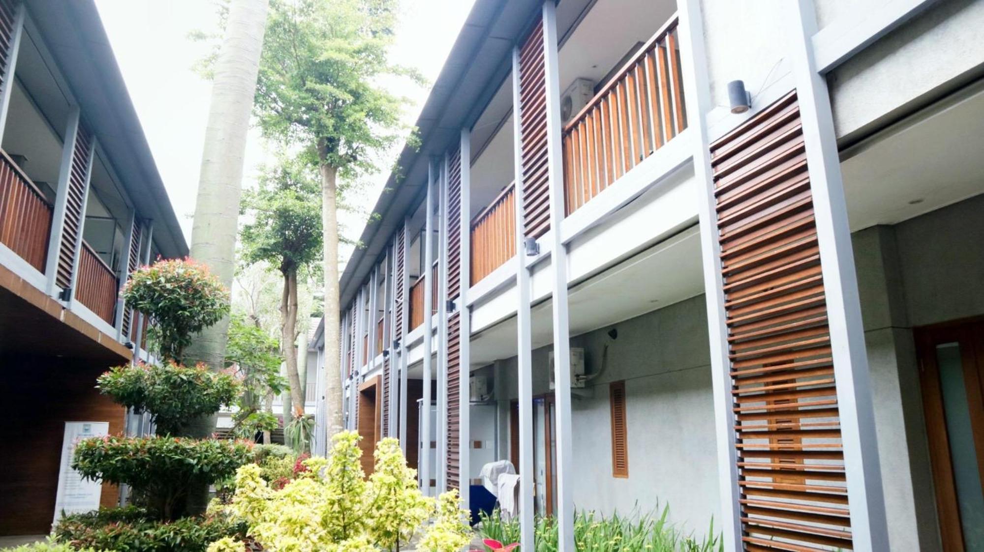 Proven Living Hotell Bandung Exteriör bild