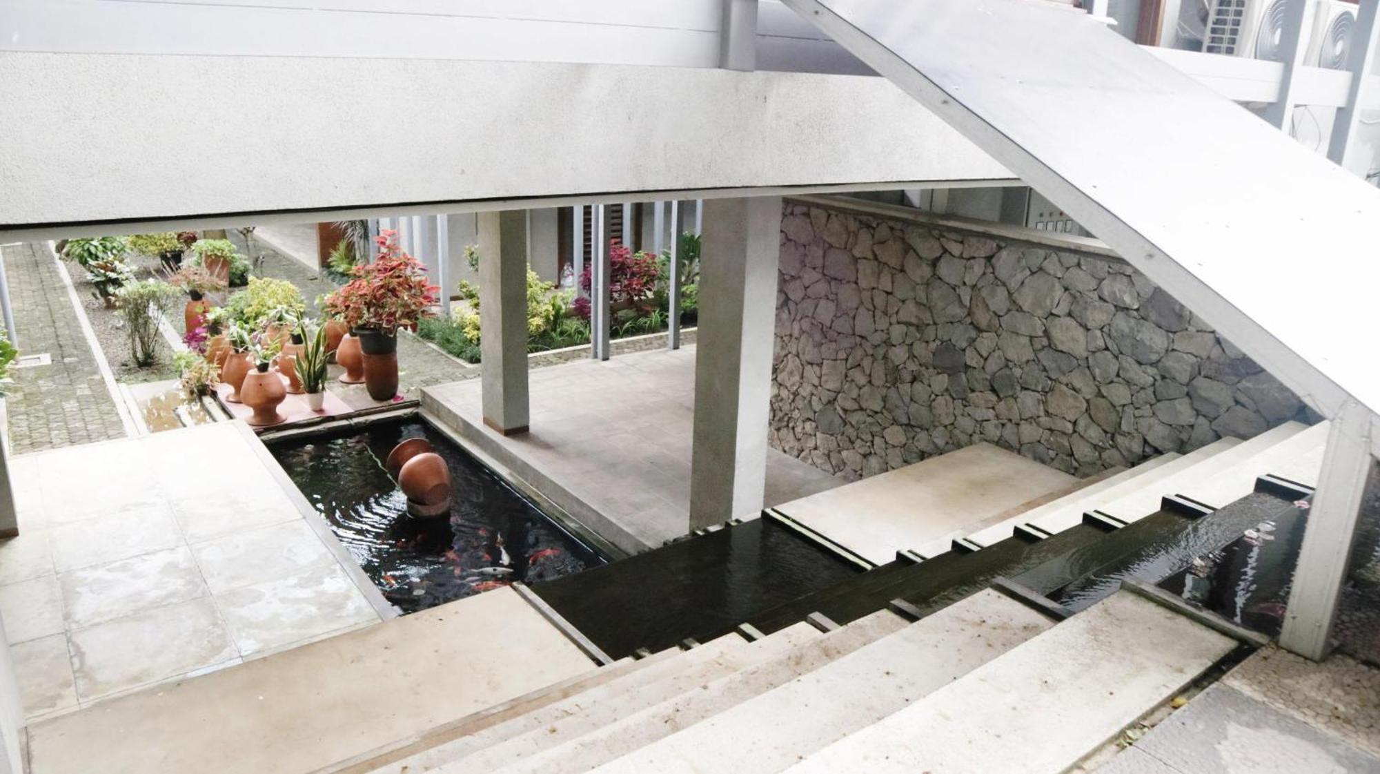 Proven Living Hotell Bandung Exteriör bild